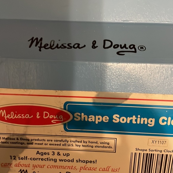 Melissa & Doug clock. Removable blocks to learn time. EUC all pieces included - Picture 3 of 3